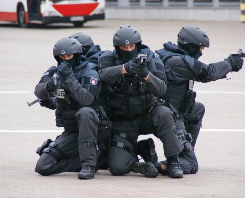 SWAT Training - Army basic training style program - army training - Special Forces Training Style